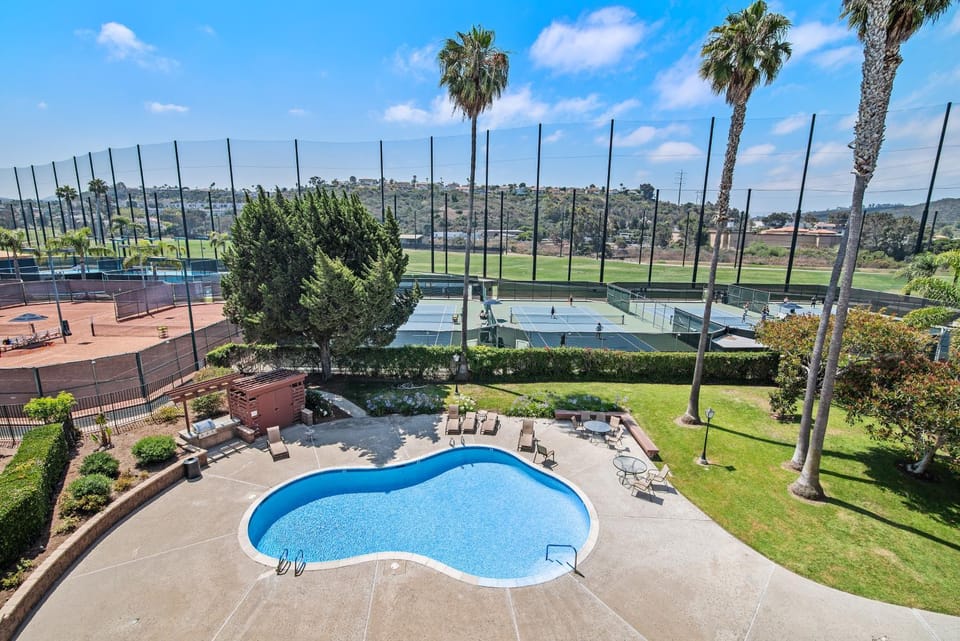 Condo on property at LaCosta Golf Resort & Spa with Pool 694 Apartment in Carlsbad