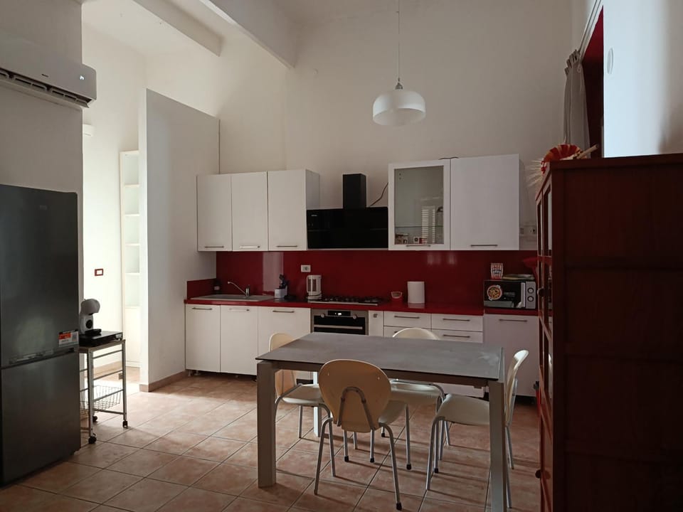 La porta rossa Apartment in Sassari