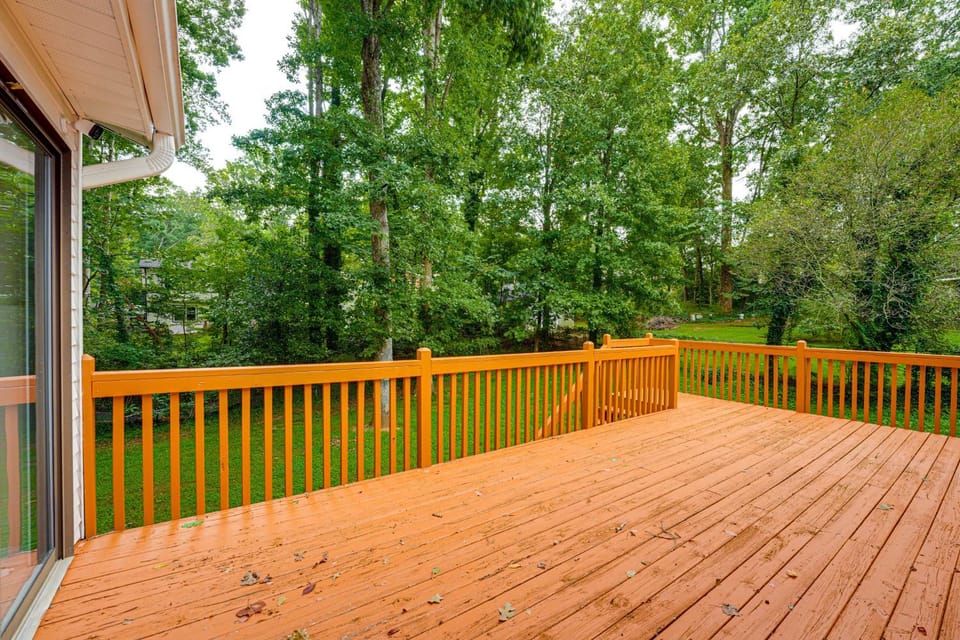 Kennesaw Home Near KSU & Lake Acworth House in Allatoona Lake
