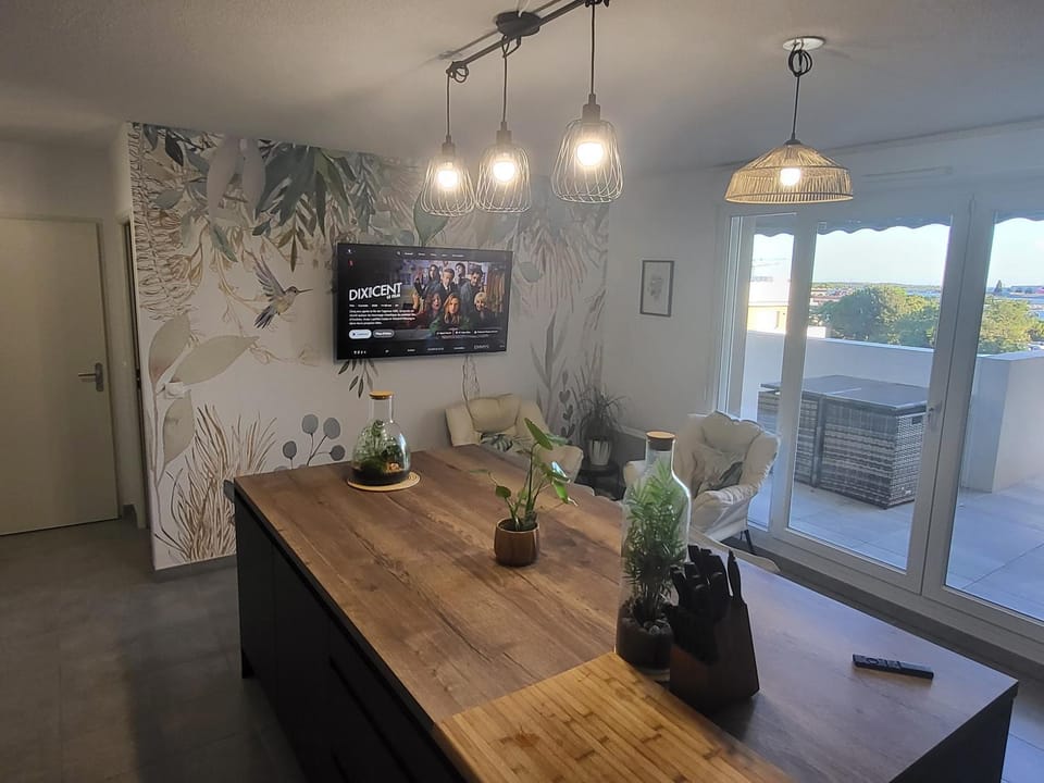 Bright cozy space Fully equipped 4 to 6 guests Apartment in Lattes