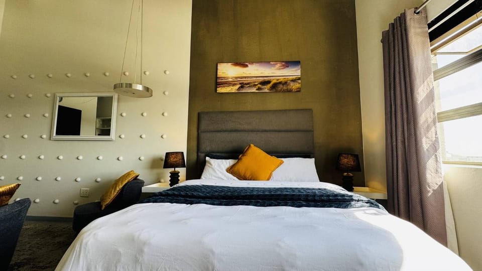 Experience Elevated Living in Dainferns Panorama Suite Apartment in Sandton