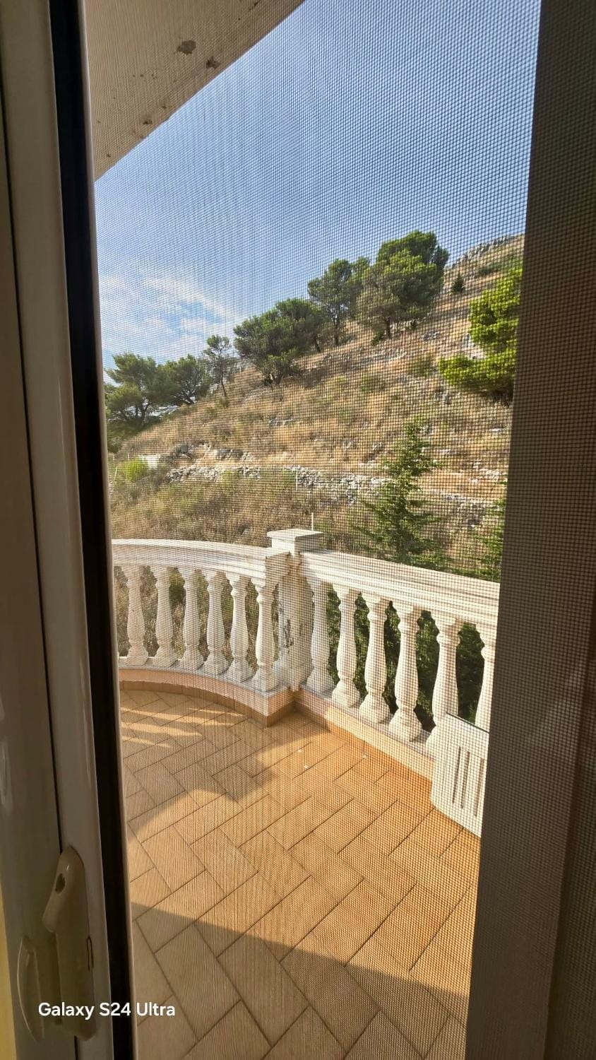 Saranda Sea & City View Apartment in Sarandë