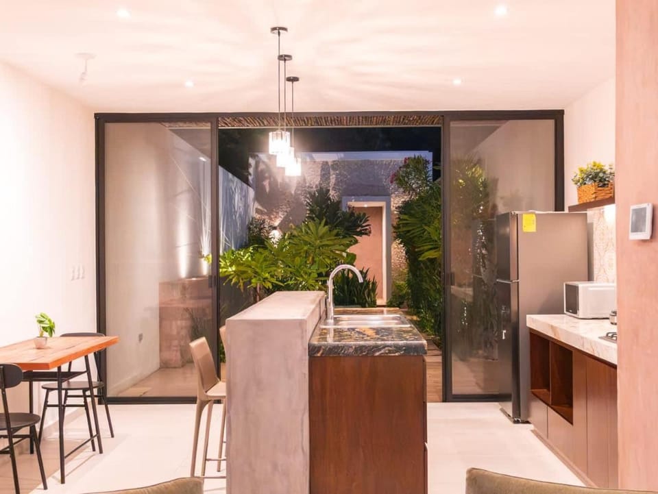 Private Pool Near Centro Montejo & Zoo 2BR House in Merida