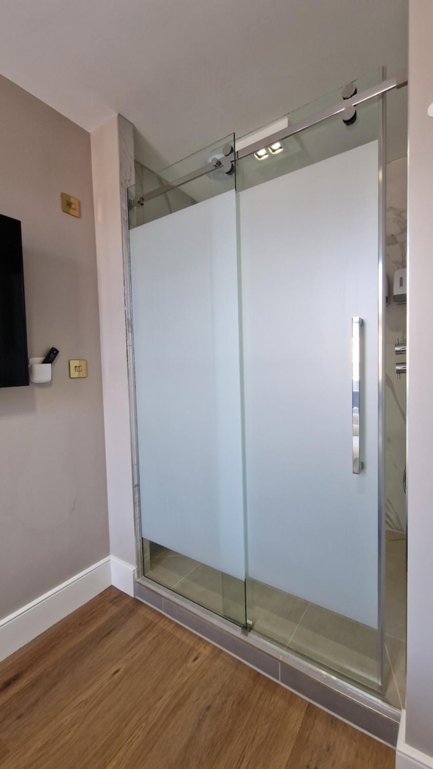 Room 27 - Front 3rd Floor - WC1 Rooms Apartment in London Borough of Islington