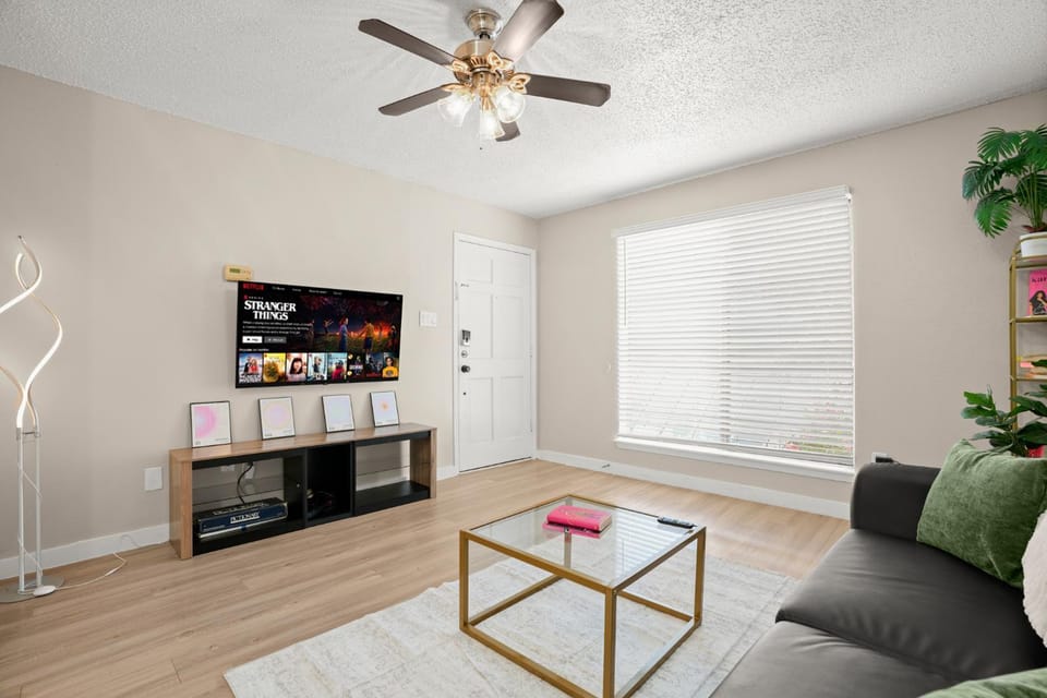 Austin Medical Hub Cozy 1BR Free Parking Apartment in Austin