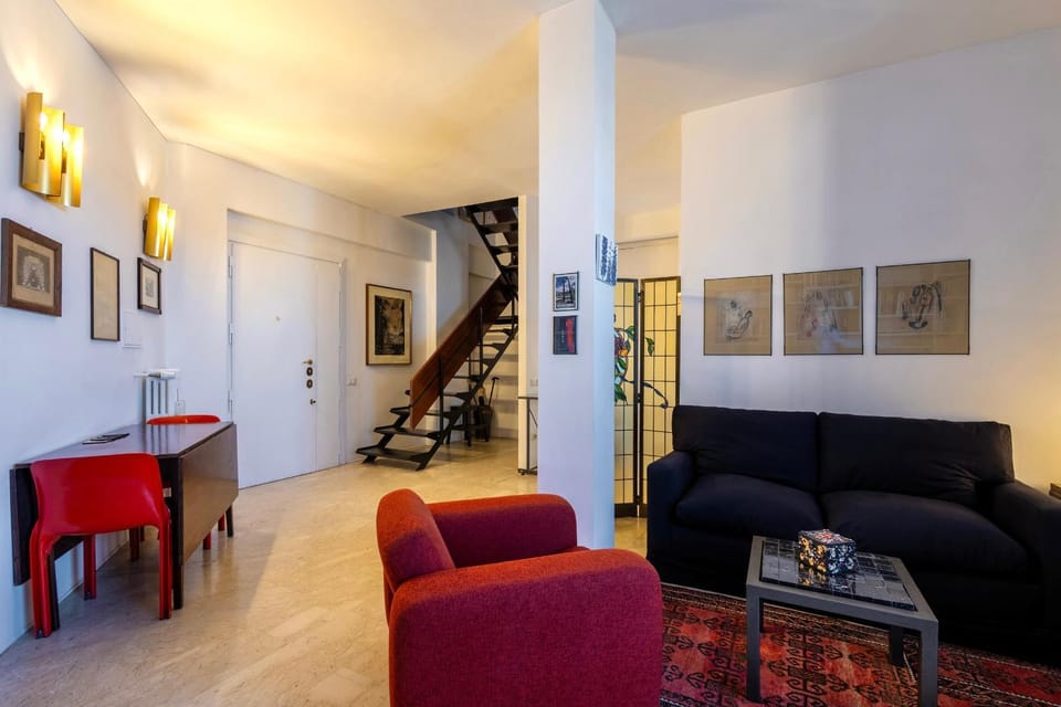 Living room, Seating area