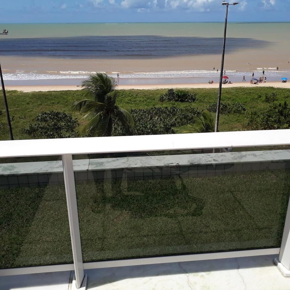 Flat amplo em frente à praia de Cabo Branco Apartment in João Pessoa