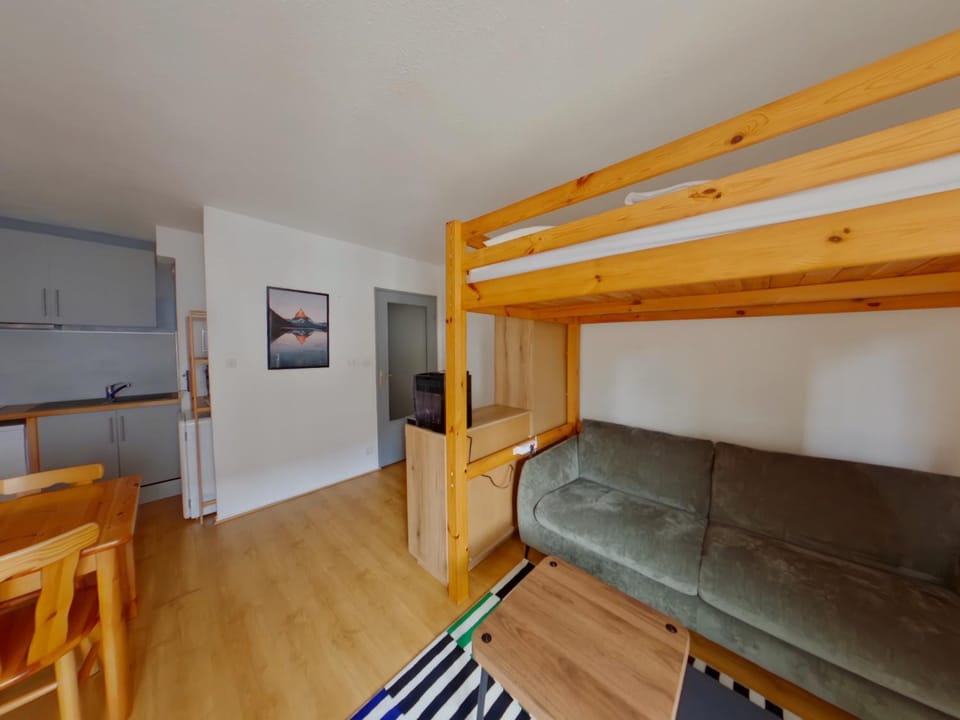 Appartement central avec wifi - 4 pers. - FR-1-834-35 Apartment in Jura