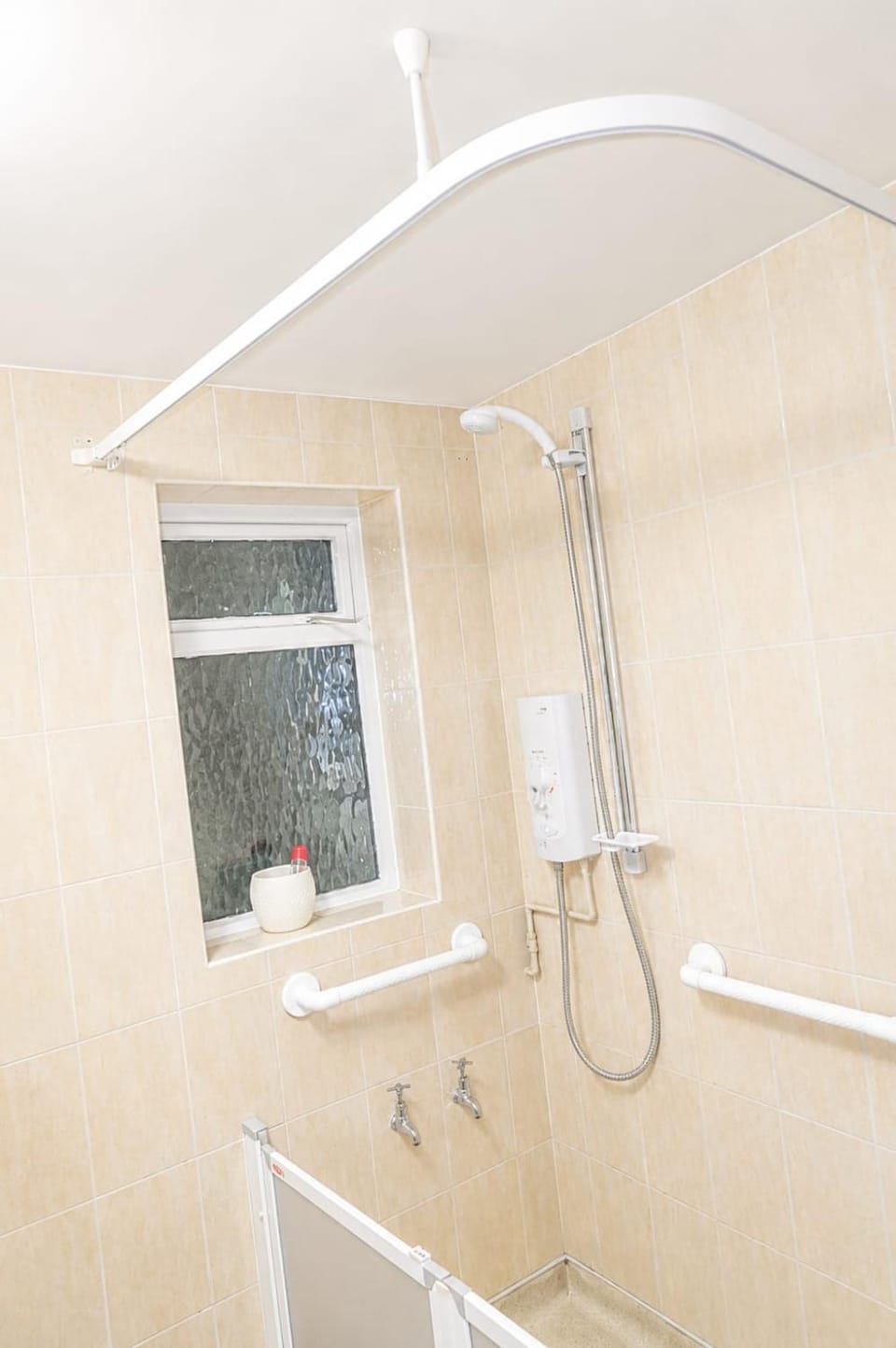 The Grey Loft Double Room with Skylight Vacation rental in Wolverhampton