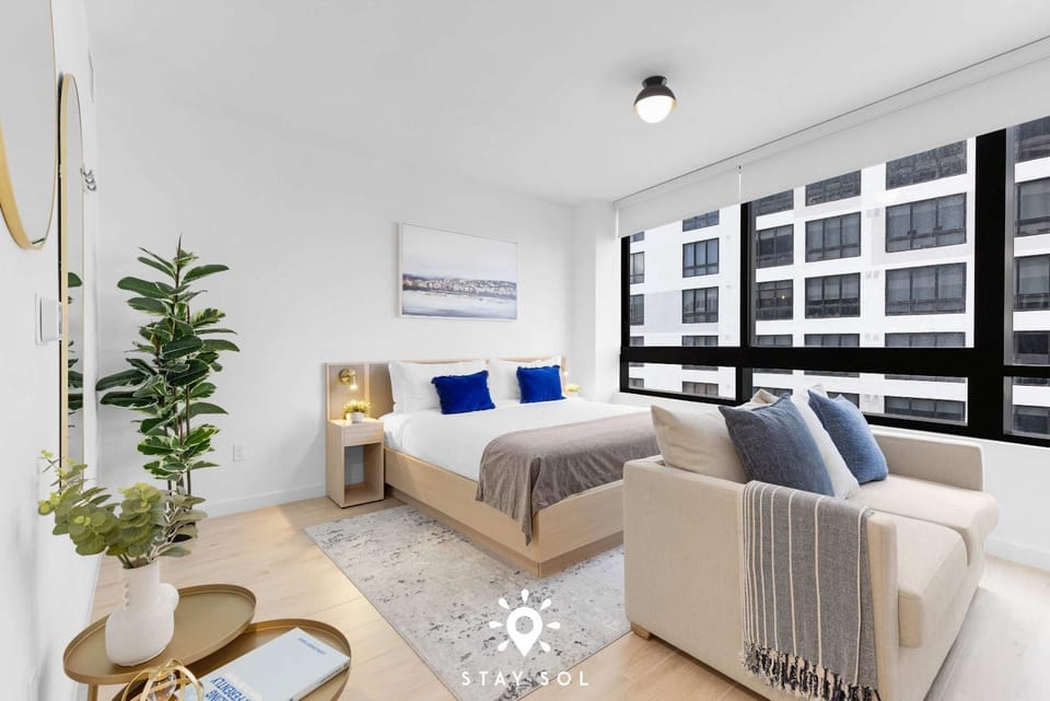 Miami Luxury Studio Rooftop Resort Style Apartment in Miami