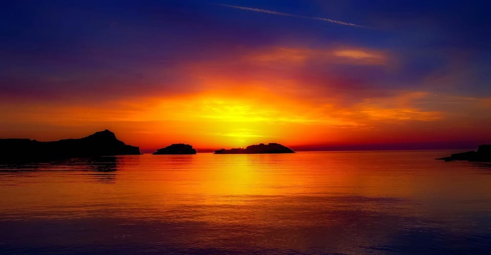 Nearby landmark, Off site, Natural landscape