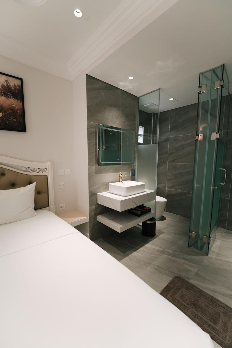 Nhật Tân Red River Hotel- Đông Anh Hotel in Hanoi