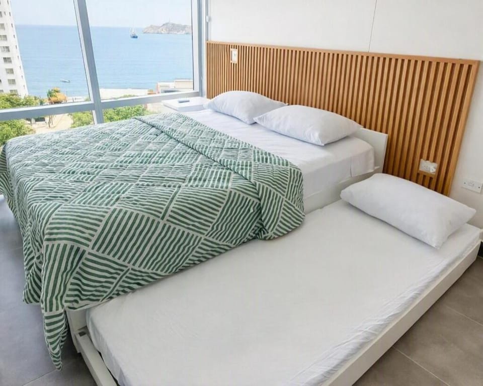Ocean Views 2BR 2BA Walk to Historic District Apartment in Santa Marta
