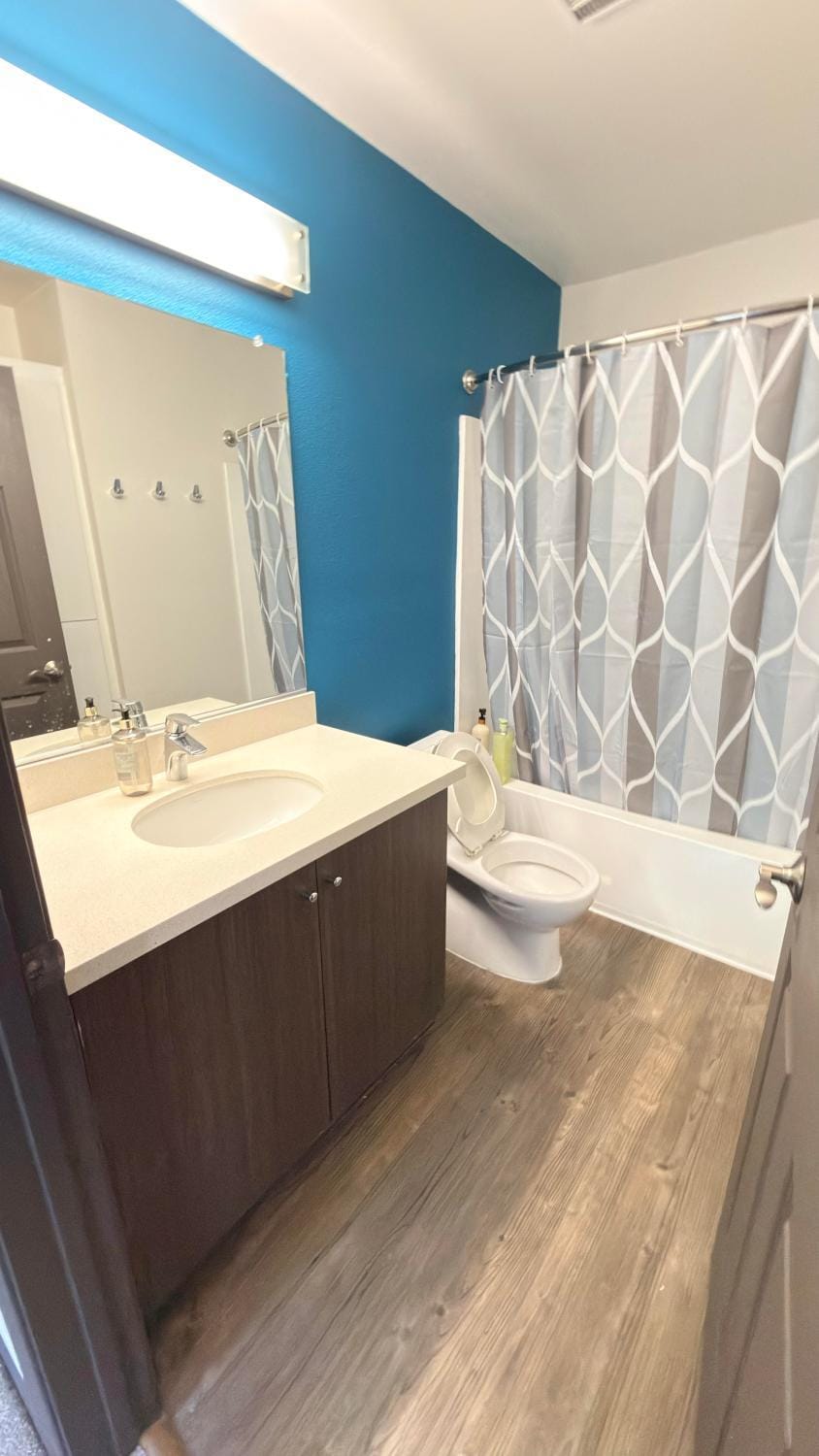 Shower, Toilet, Bathroom, Bath