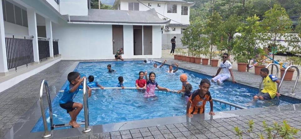 Swimming pool