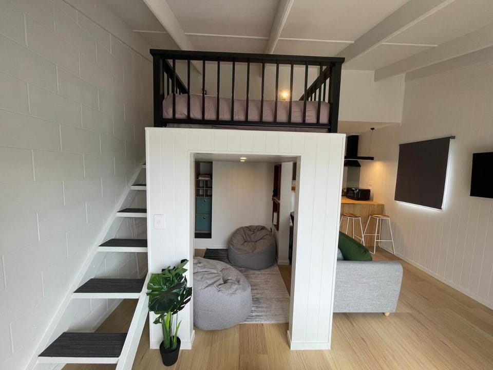 Cozy Studio Near UC & Christchurch Airport Apartment in Christchurch