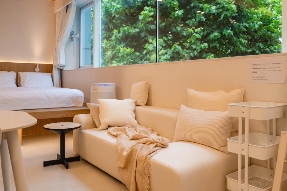 Jongno Stay-30 Sec to Metro,1 Min to Gwangjang Market Hostel in Seoul