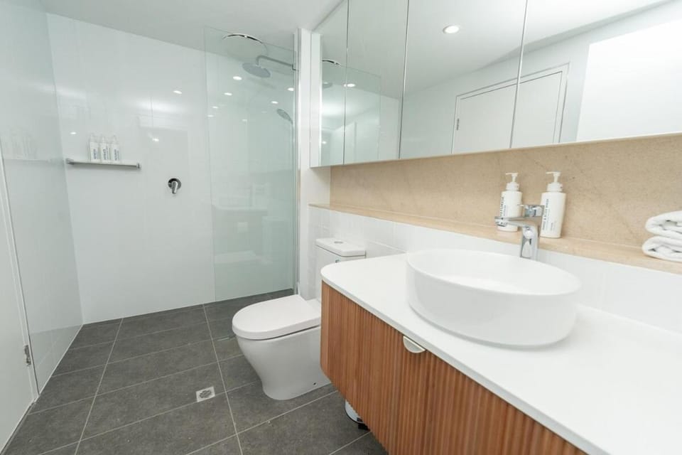 One Bedroom Beachside in Glenelg Apartment in Adelaide