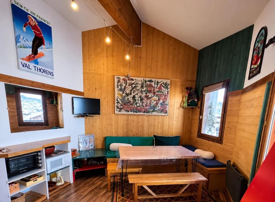 Reine Blance Scenic Aprtment By Alpstays Apartment in Les Allues