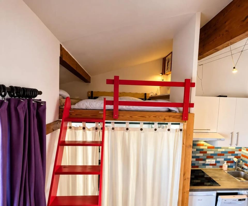 Reine Blance Scenic Aprtment By Alpstays Apartment in Les Allues