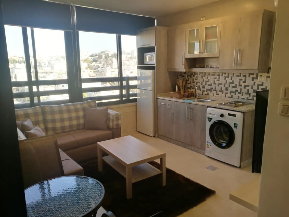 Kitchen or kitchenette, Living room