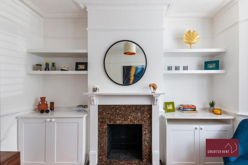 Kingston On Thames Pets Welcome Garden 3Bed House in Kingston upon Thames