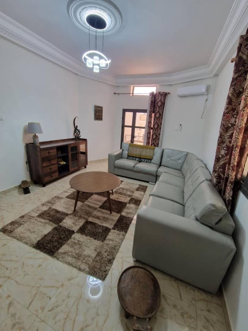La Maison Blanche Apartment in Dakar Region, Senegal