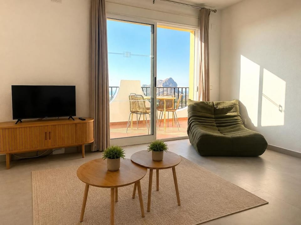 Imperial Park Sea View Retreat Apartment in Calp