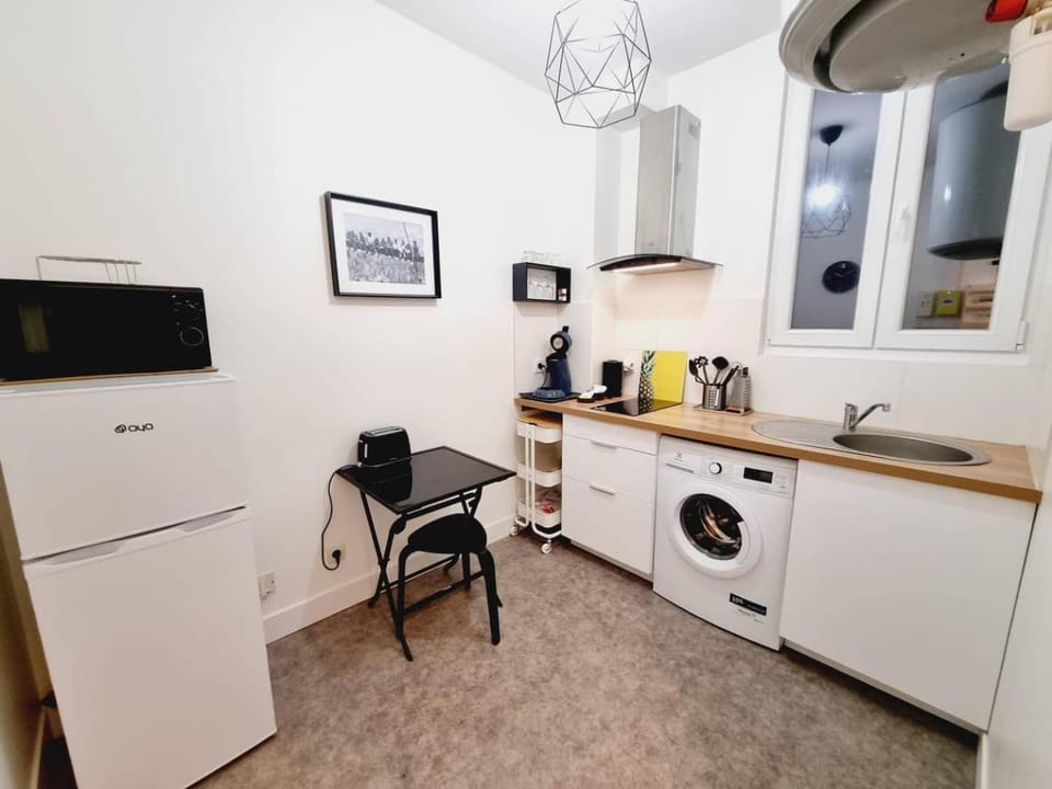 Robespiere studio tout équipé proche centre ville Apartment in Reims