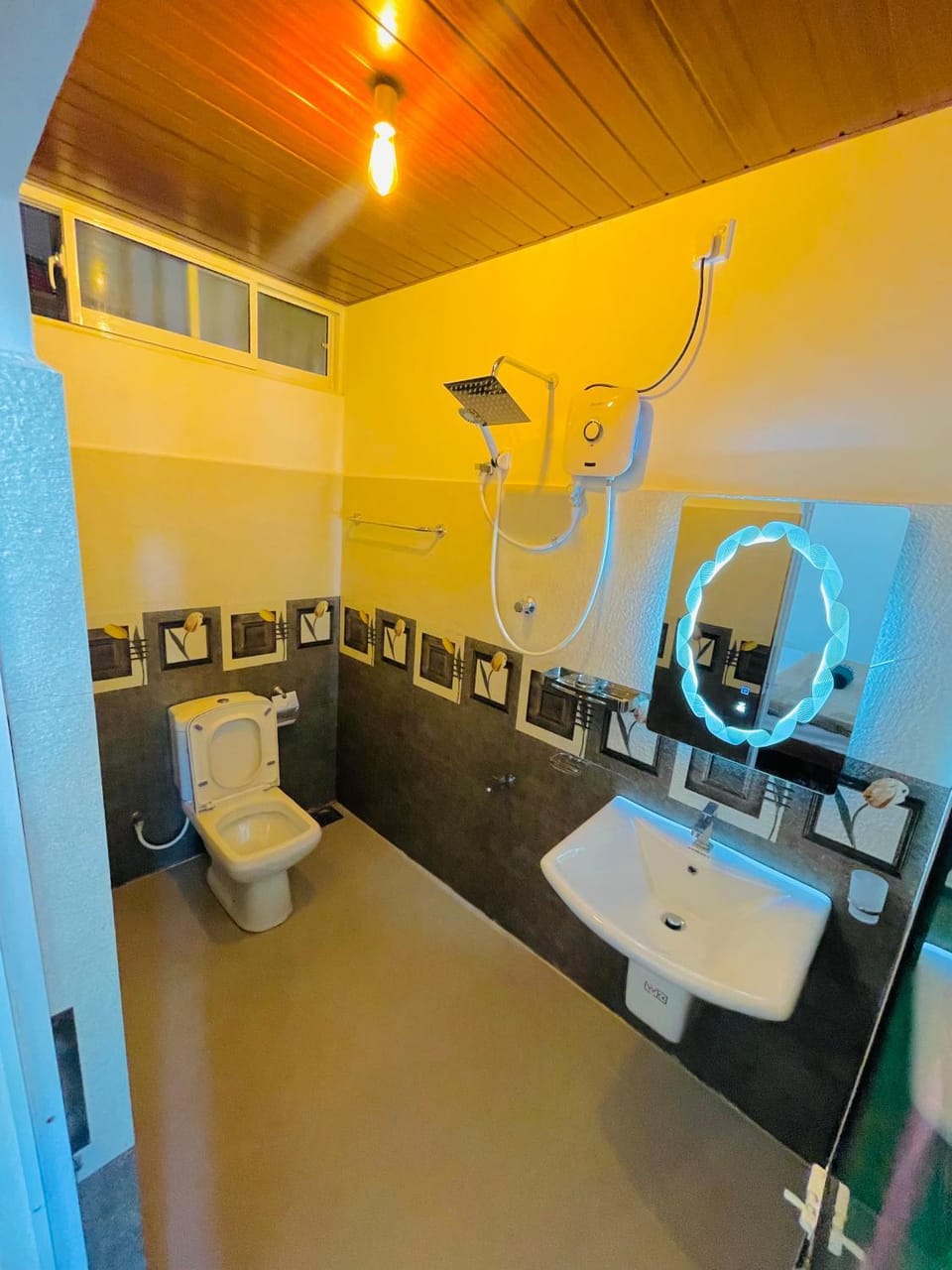 Dahanayaka Hotel & Rooms - Kekanadura Bed and Breakfast in Southern Province