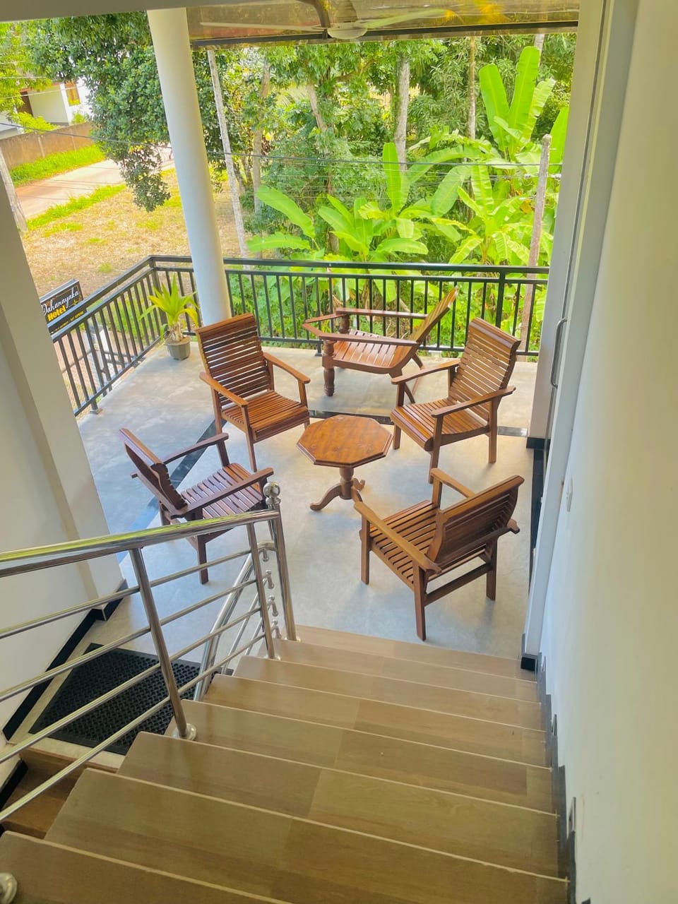 Dahanayaka Hotel & Rooms - Kekanadura Bed and Breakfast in Southern Province
