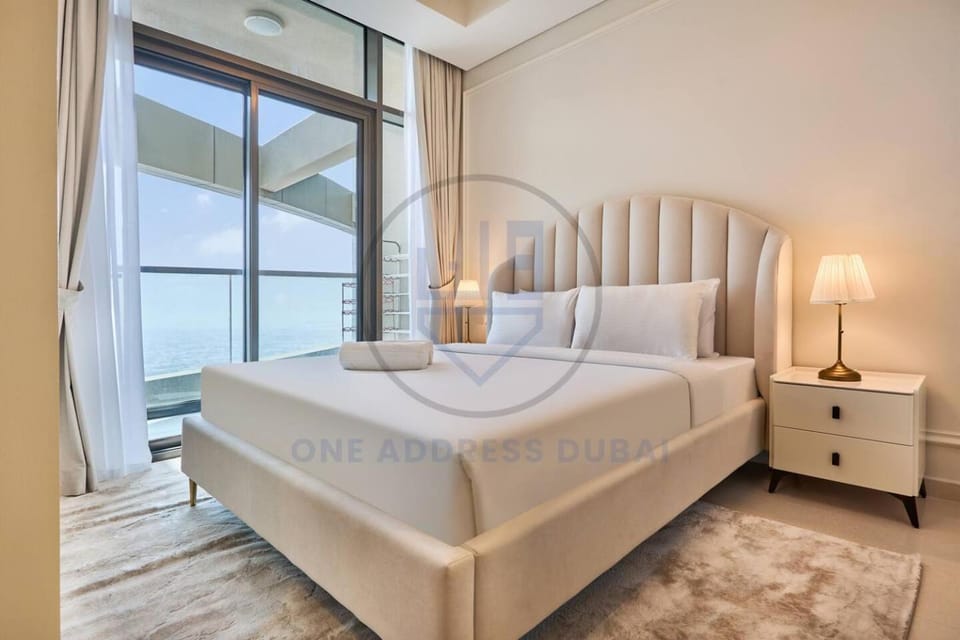 Stylish 2BR Apartment High Floor Aykon City Apartment in Dubai