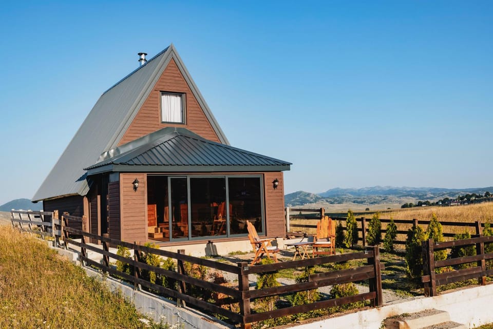 Property building, Day, Natural landscape