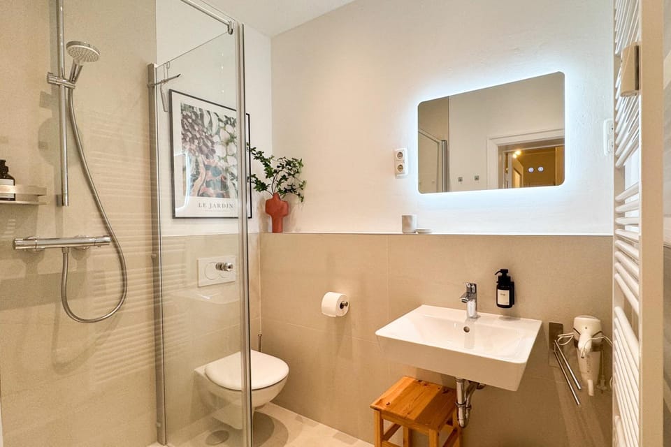 Shower, Toilet, Bathroom