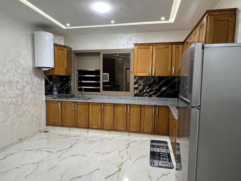 Kitchen or kitchenette, oven, stove