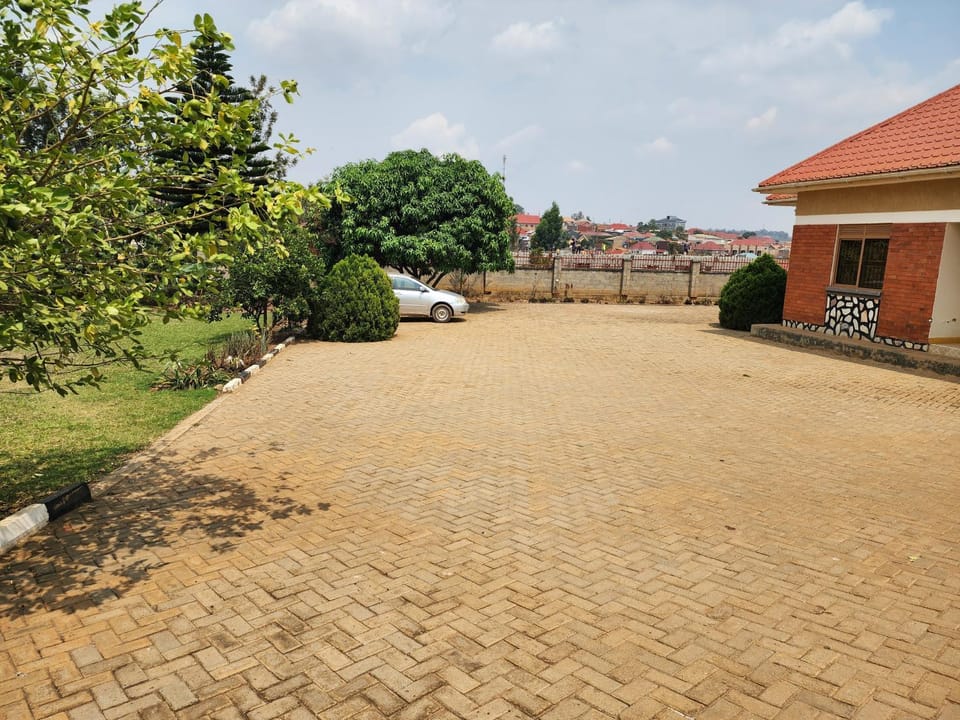 Kisaja Residence Campground/ 
RV Resort in Uganda