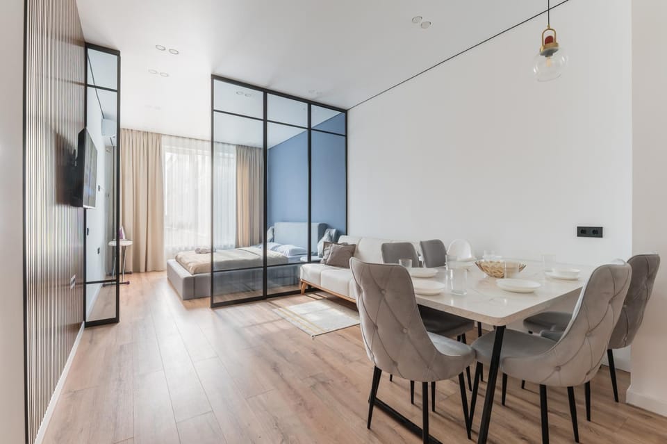 Эстет возле ТРЦ MEGA с 6 спальными местами Apartment in Almaty