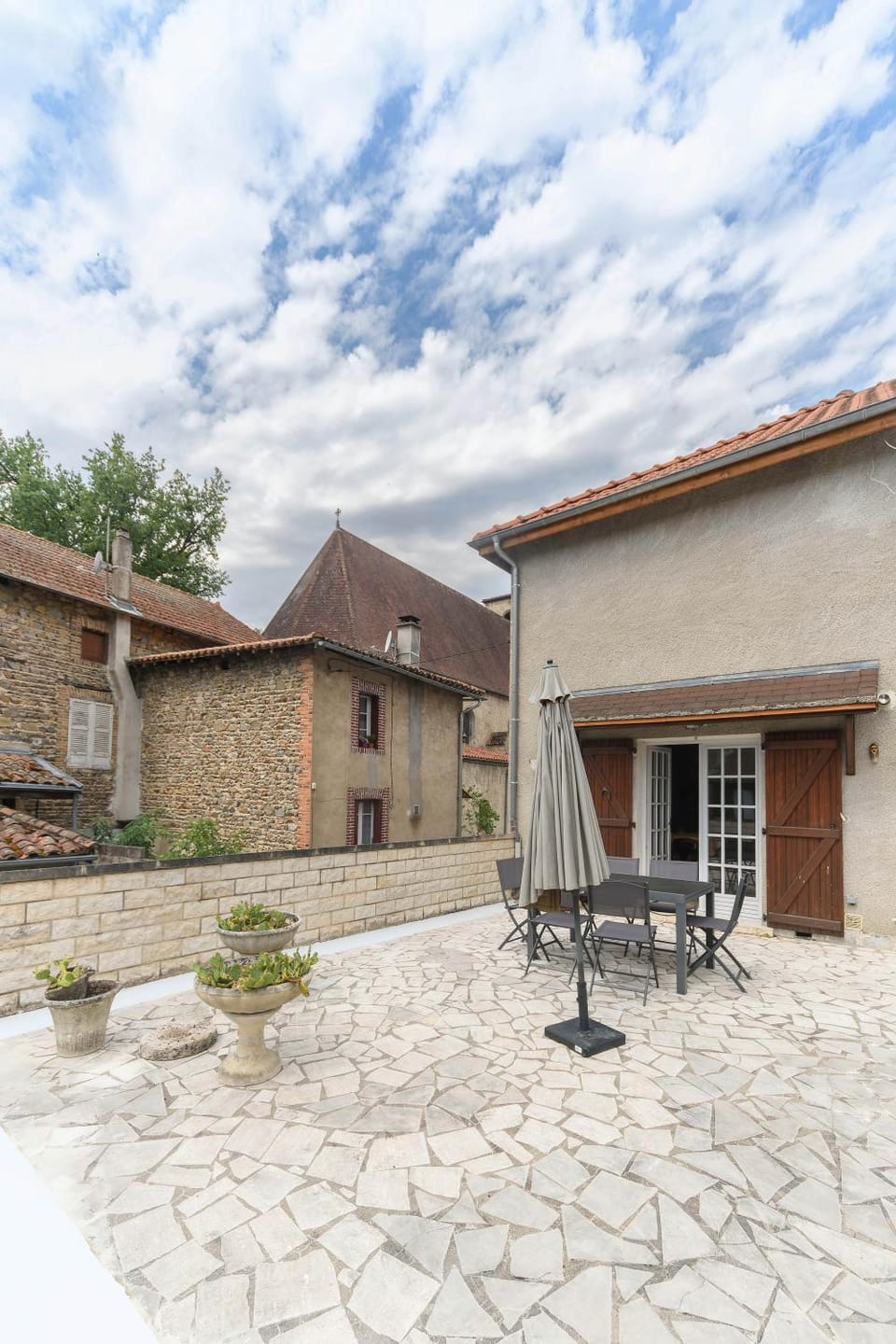 Maison Marinette - Jolie Maison au calme en plein centre ville House in Auvergne-Rhône-Alpes