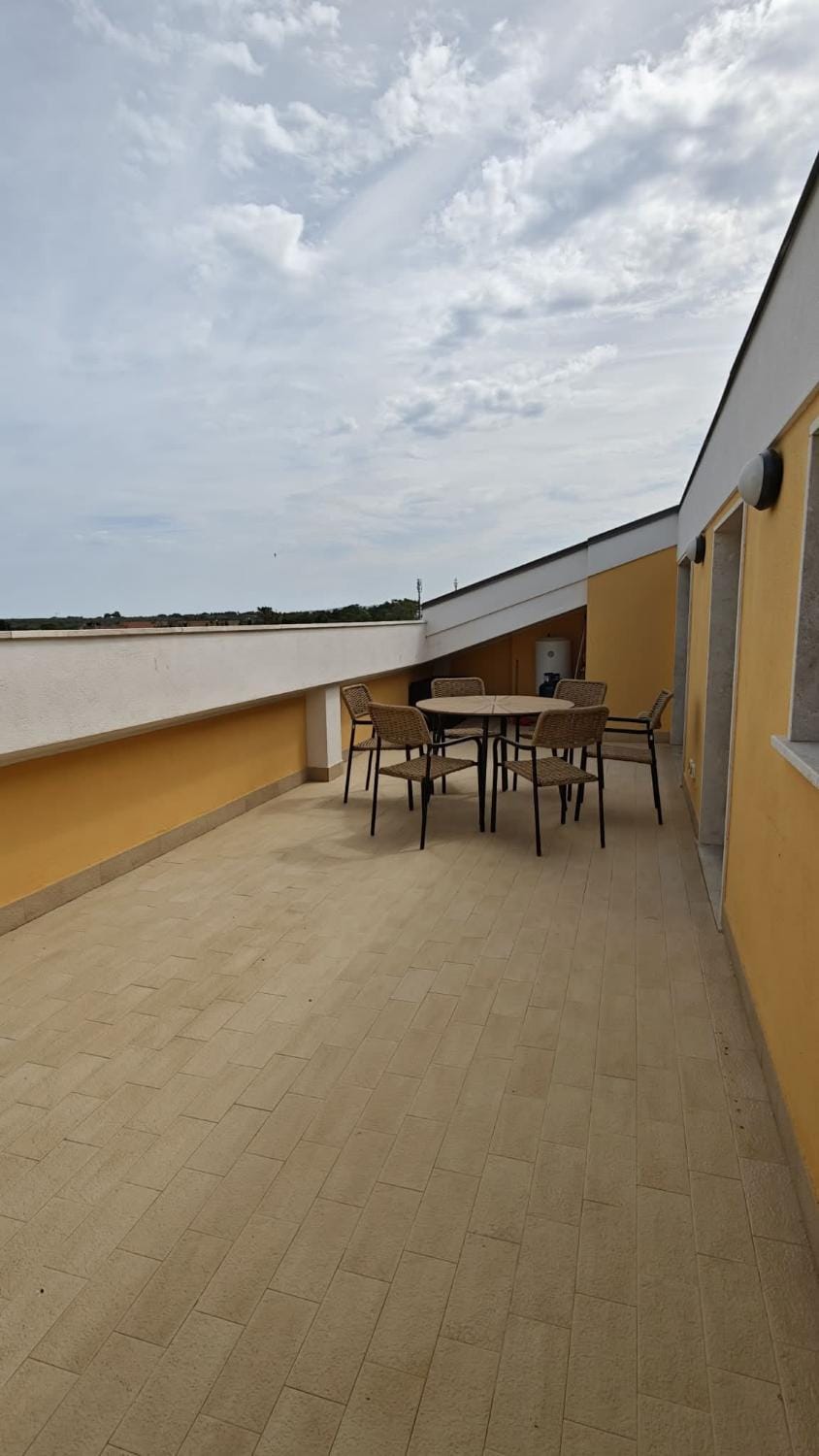 Patio, Day, Natural landscape, View (from property/room), Balcony/Terrace, Dining area