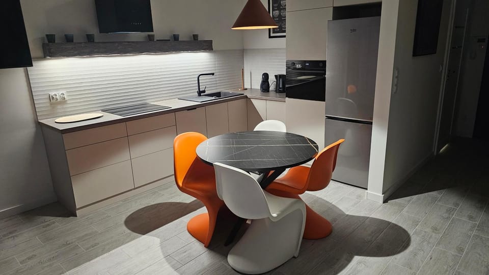 Kitchen or kitchenette, Dining area, microwave, oven, stove, toaster, kitchen