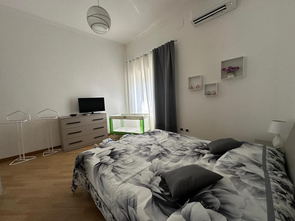 Bed, Bedroom, cot, locker, wardrobe