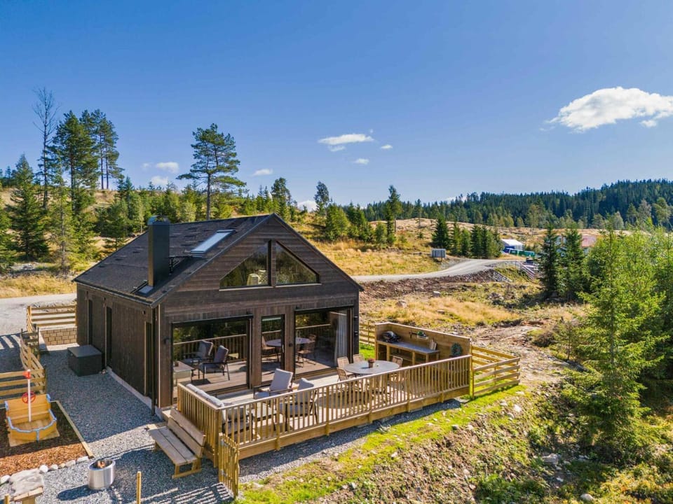 Villa Hygge · Sauna · Hjemmekino · 30 min OSL Bed and Breakfast in Viken, Norway
