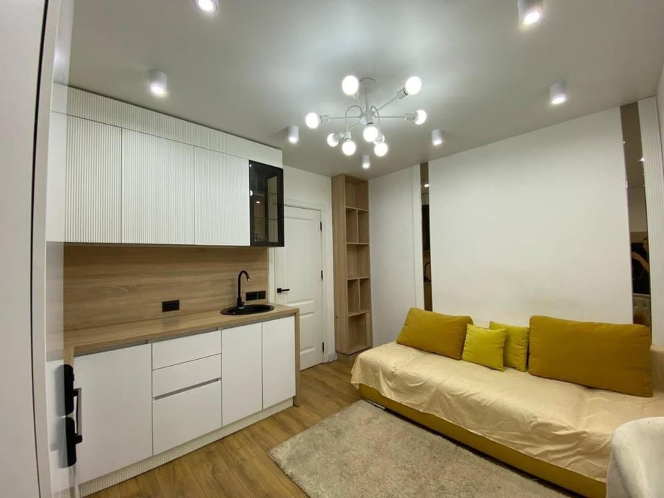 Kitchen or kitchenette, Living room, Seating area, Dining area, minibar, stove