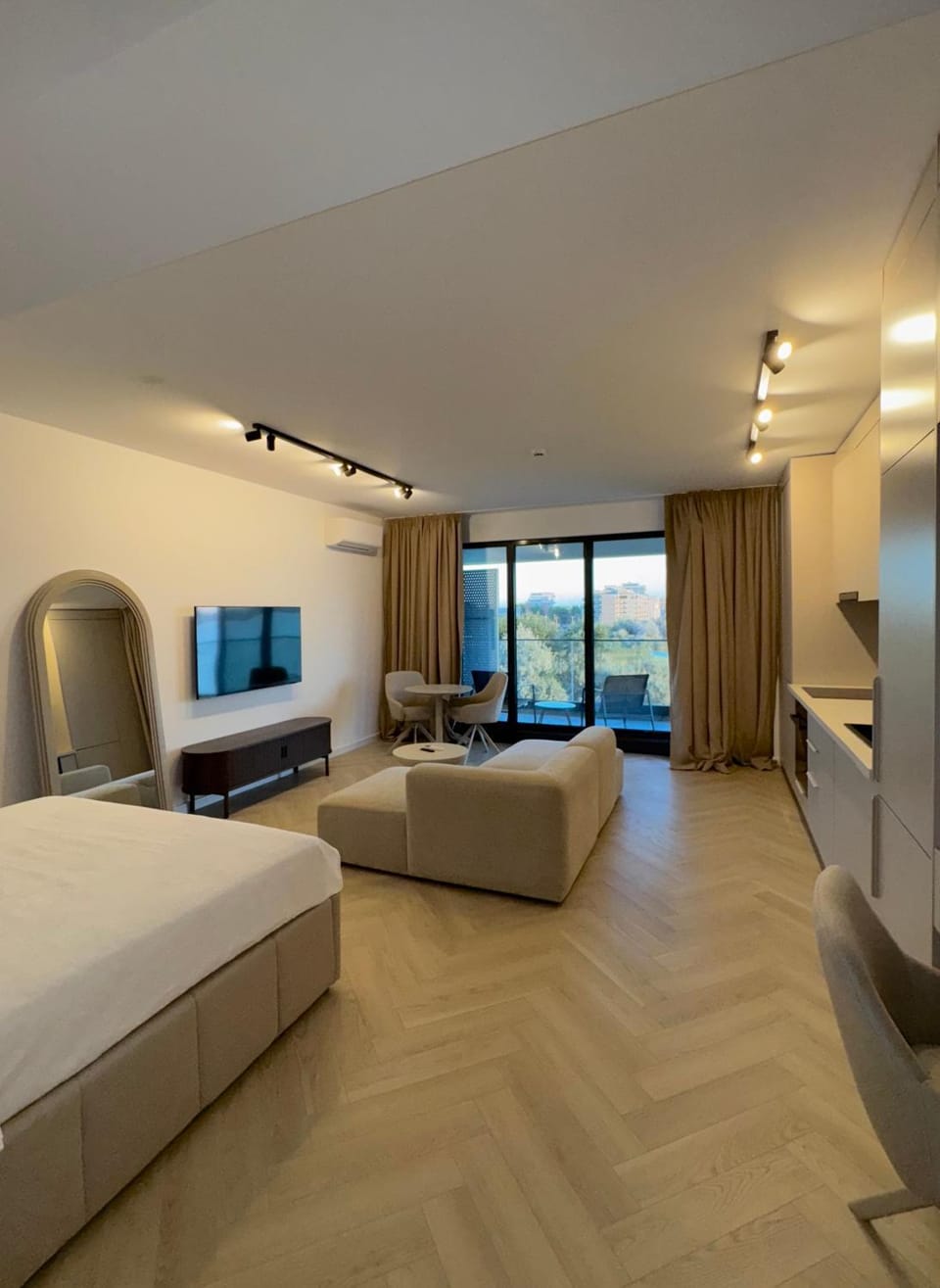 TV and multimedia, Living room