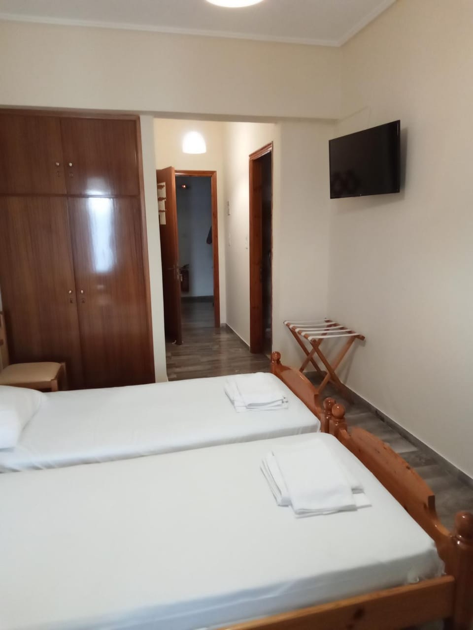 Bed, TV and multimedia, Photo of the whole room, Evening entertainment, towels