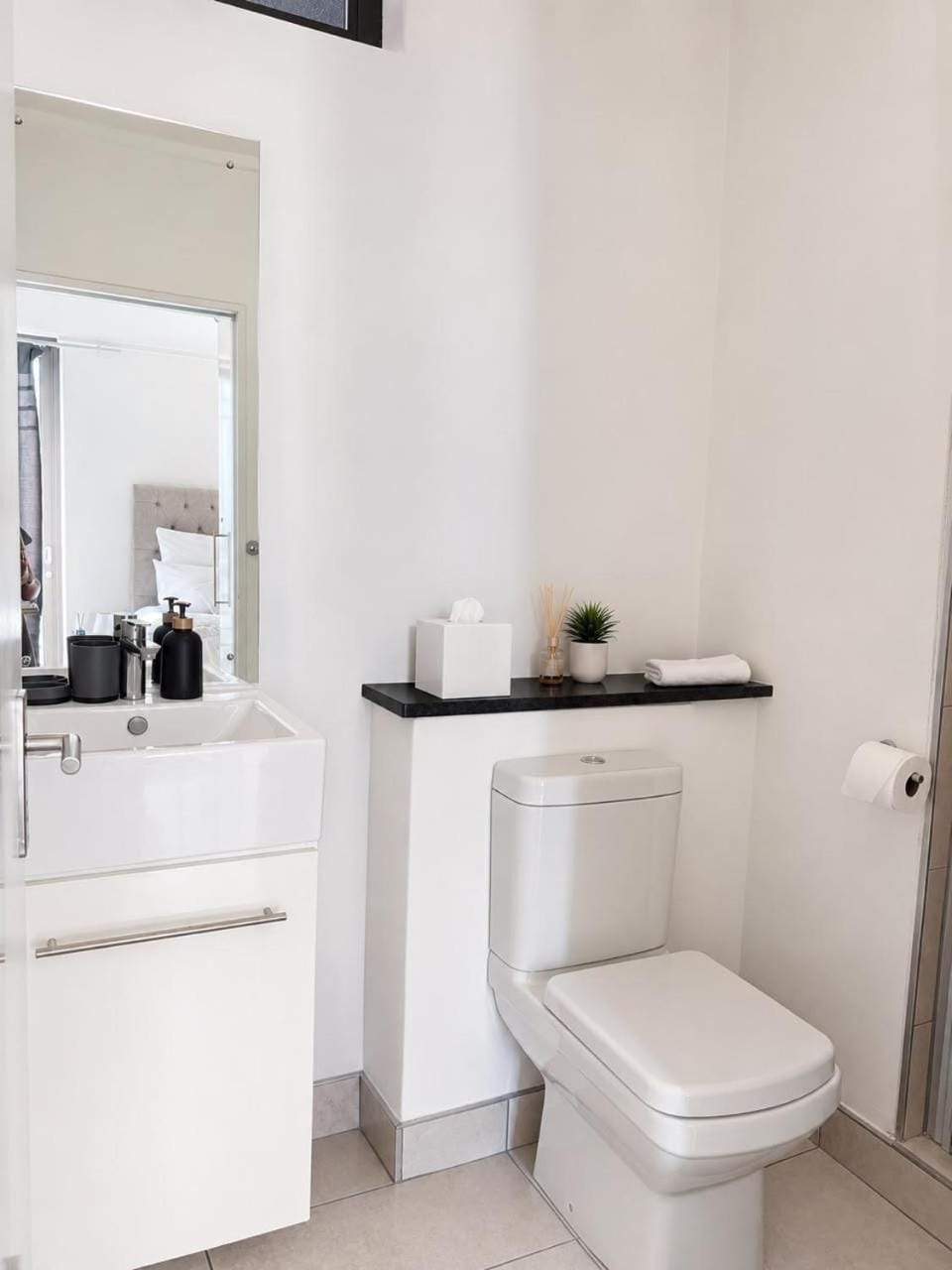 Ruusheya Legacy Stay Studio Apartment Apartment in Windhoek