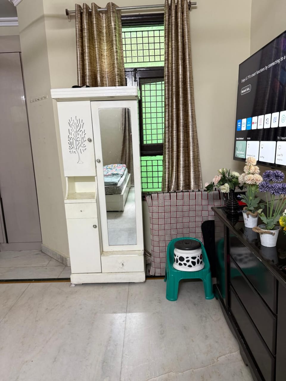 Private Apartment at New Delhi Near Metro Station Apartment in Delhi