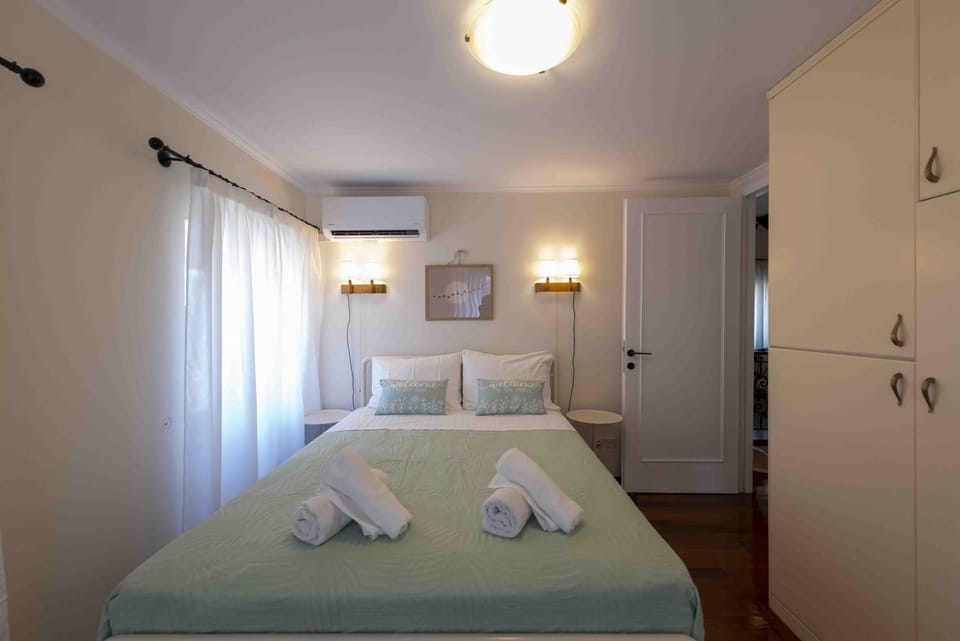 Bed, Bedroom, wardrobe
