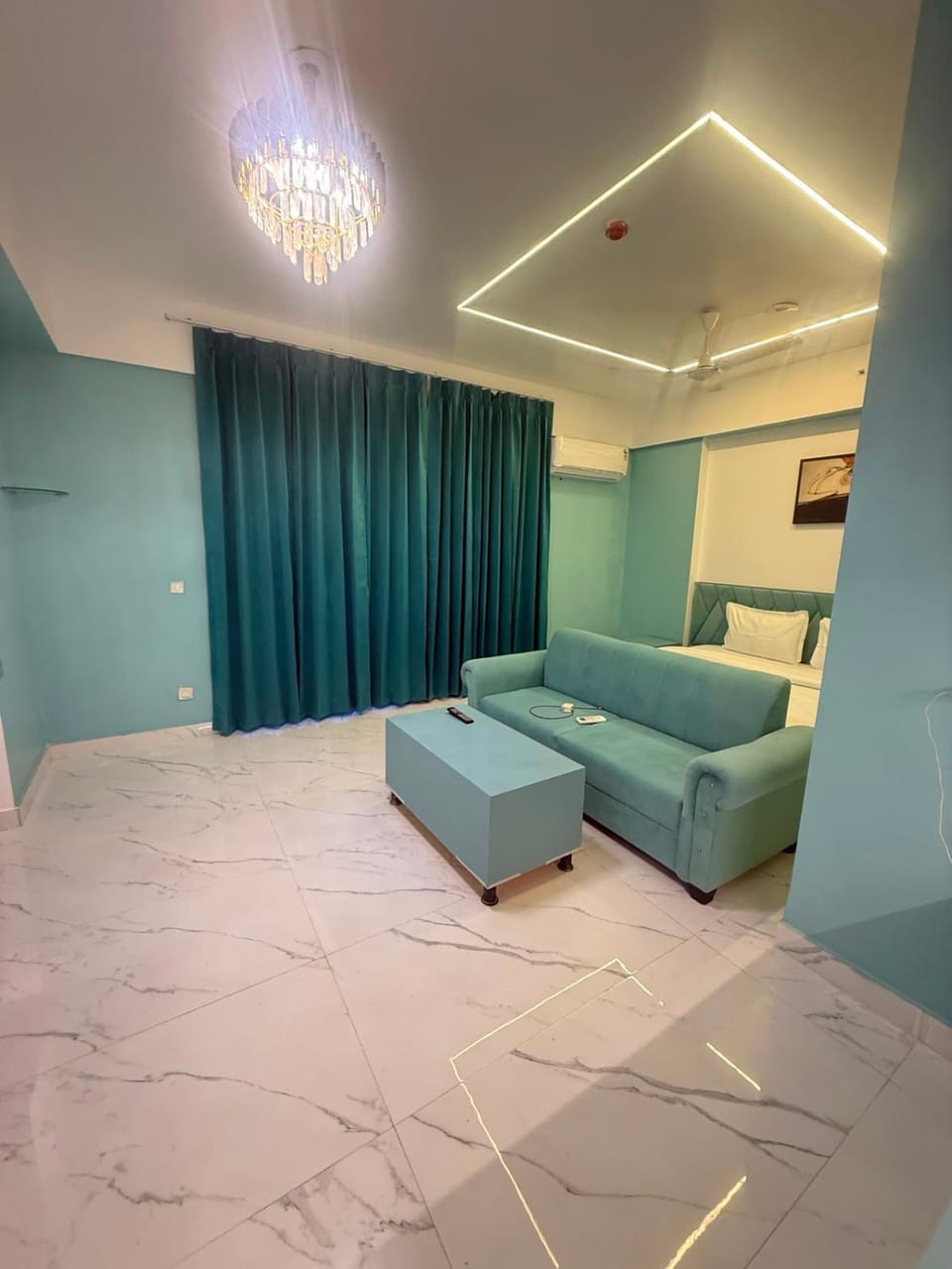 Skyline stays Hotel in Lucknow