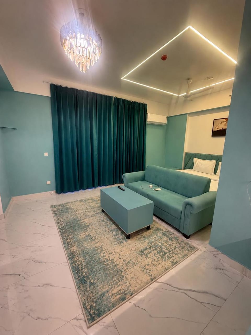 Skyline stays Hotel in Lucknow